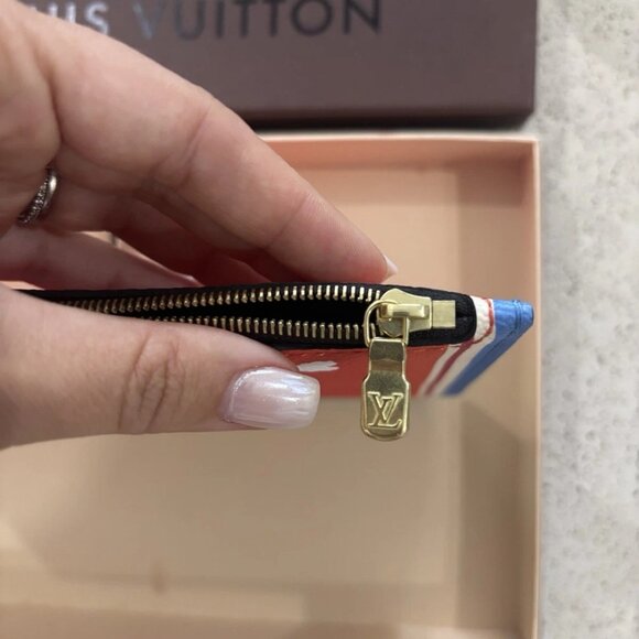 Authentic NEW Louis Vuitton Red Game On Neverfull Pochette Wristlet Pouch - Picture 6 of 10